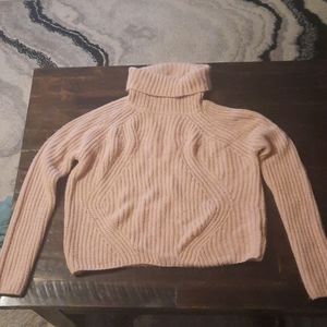 Cozy‎ pink sweater